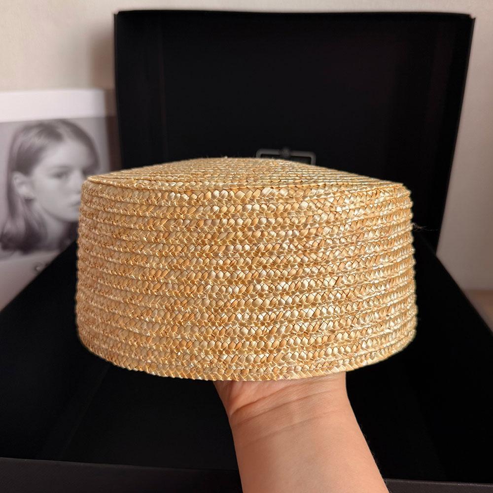 

New Summer Natural Straw Beret Women Flat Top Church Derby Party Elegant Hostesses Pillbox Millinery Fascinator Elegant Sun Hat 54-58cm солом яний