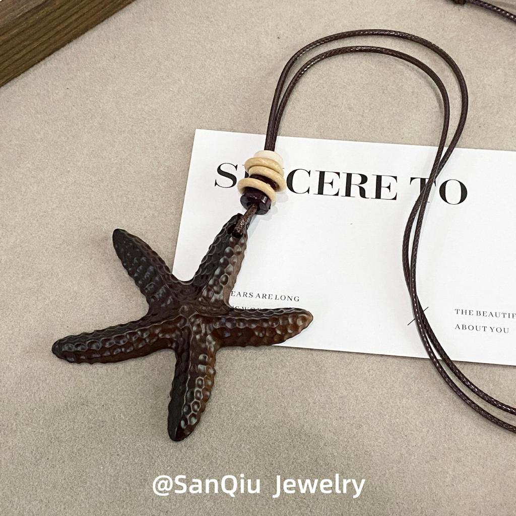 Seaside Wooden Starfish Pendant Necklace - Retro Chinese Style Sweater Chain