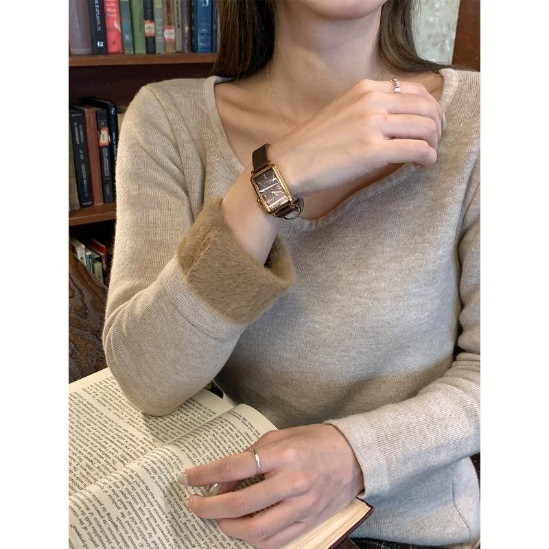 Square Collar Exposed Clavicle Knitted Bottoming Shirt for Women Autumn and Winter Long-sleeved Soft Waxy Sweater All-in-one Velvet Inner Top