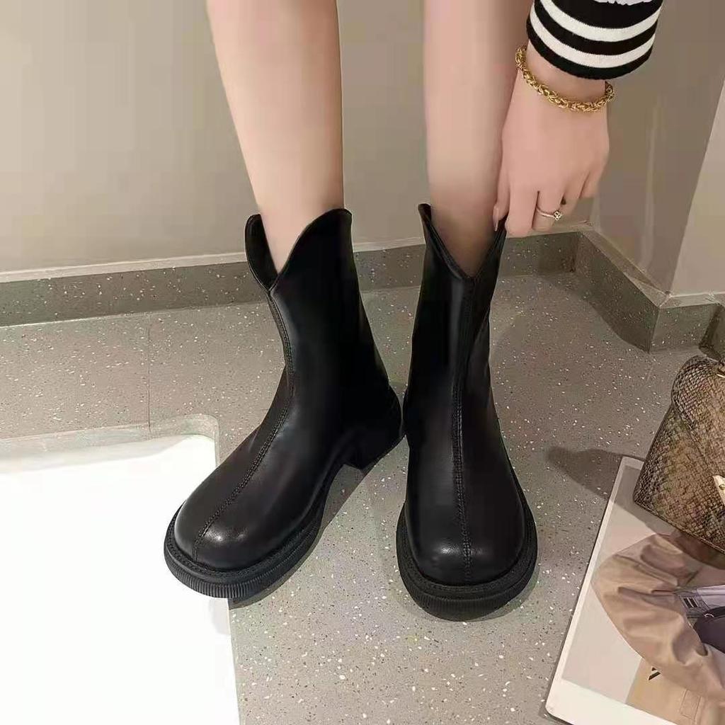 Martin-kängor dam 2025 höst och vinter nya mango-tå brittisk stil franska små korta stövlar vita korta Chelseaboots