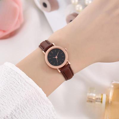 2022 New Women's Retro Quartz Watch - Simple, Fresh, Casual Design for Students