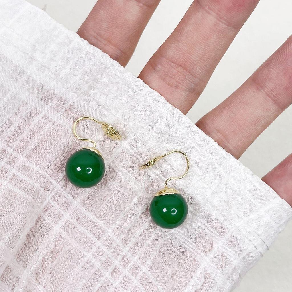 Vintage French Pearl No-Pierce Earrings: Elegant Luxury Clip-ons for Women