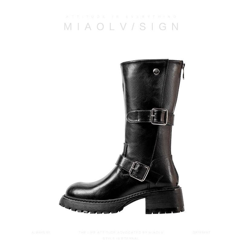 Frühling und Herbst Neue Dicke Ferse Dicke Sohle Mittelhoher Schaft Skinny Stiefel Damen Weiße Martin Stiefel Gürtelschnalle Ritterstiefel