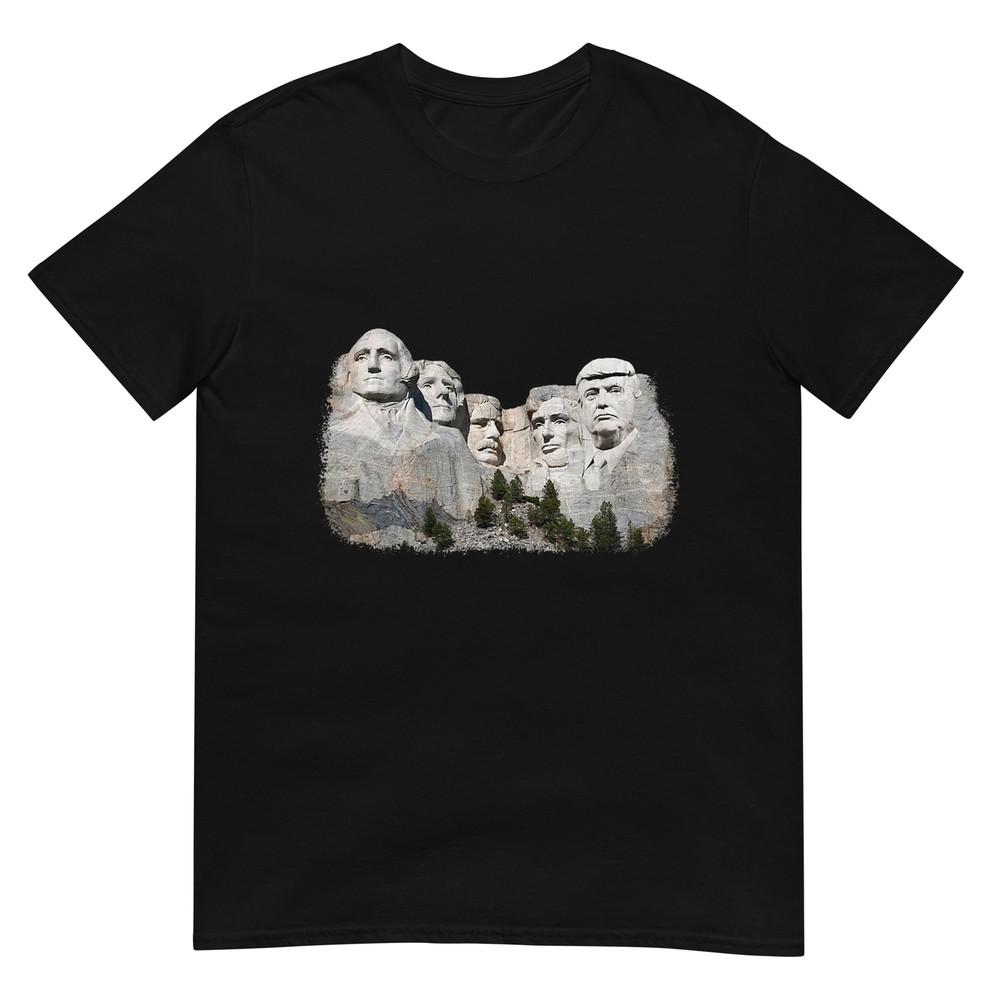 Neues T-Shirt „Geburt der Freiheit“: Präsident Donald Trump auf dem Mount Rushmore
