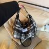 Large Capacity Bag Women's New Chain Shoulder Bag Versatile Casual Commuter Messenger Bag