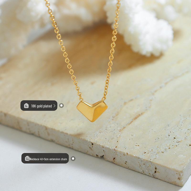 18k Gold-Plated Heart-Shaped Titanium Steel Clavicle Necklace - Handmade, Stylish, for Women