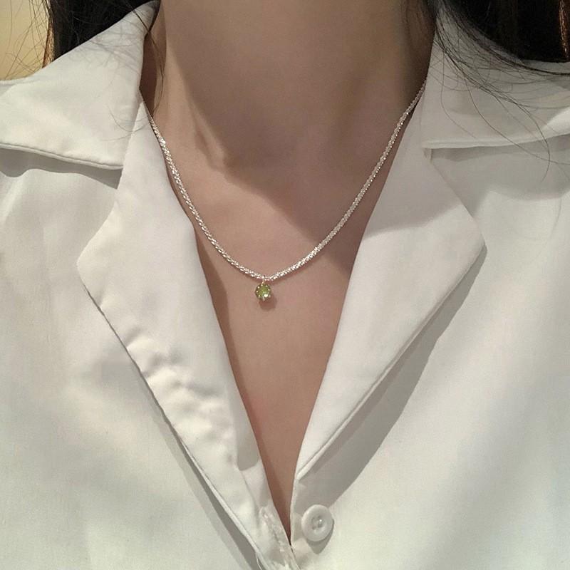 Double Layered Camellia Necklace for Women's Light Luxury Fashion Design Necklace Neck Chain Tassel Collarbone Chain Jewelry Gift