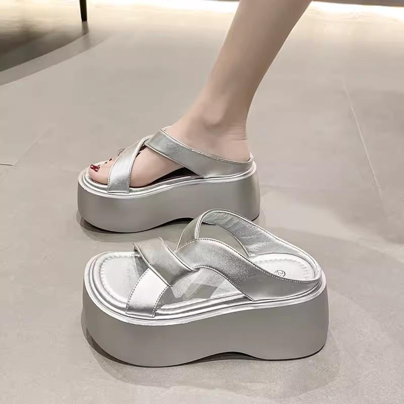 Mode 8cm Heels Chunky Plateau Hausschuhe für Frauen Offene Spitze Leder Keile Sandalen Frau Sommer Dicken Boden Weibliche Strand Flip-Flops