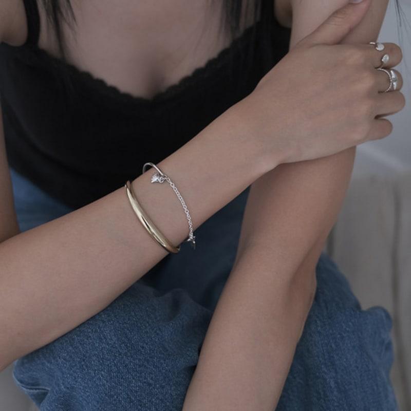 

reinheart Shell bangle bracelet L