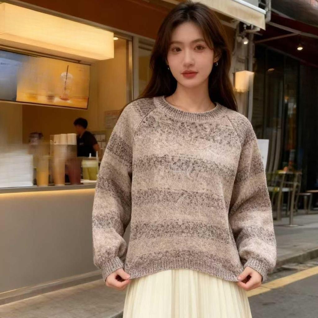 Fashionable and Simple Pullover Round-neck Sweater for Autumn and Winter, New Style, with A Very Sweet Atmosphere. Knitted Sweater for Women.