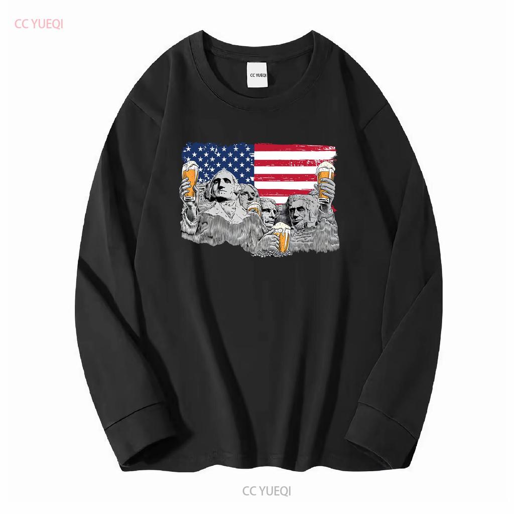 Mount Rushmore Präsidenten Bier trinken T-Shirt Amerika USA Flagge South Dakota Denkmal Patriotischer Trinker 4. Juli Vintage