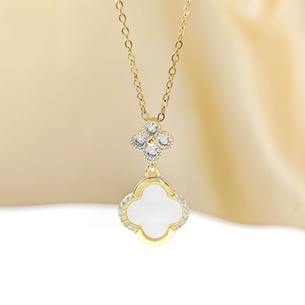 Women's Luxury Four-Leaf Clover Mother-of-Pearl Necklace with Diamond-Inlaid Pendant