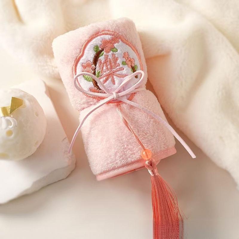 Luxury Embroidered Towel - Bridesmaid Wedding Favor & Niche Gift