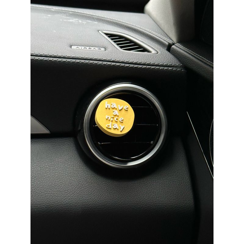 Cute Ice Cream Girl Car Aromatherapy Car Vent Decoration Perfume Car Interior Decoration Ornament Ornament Decoration Fragrant Stone