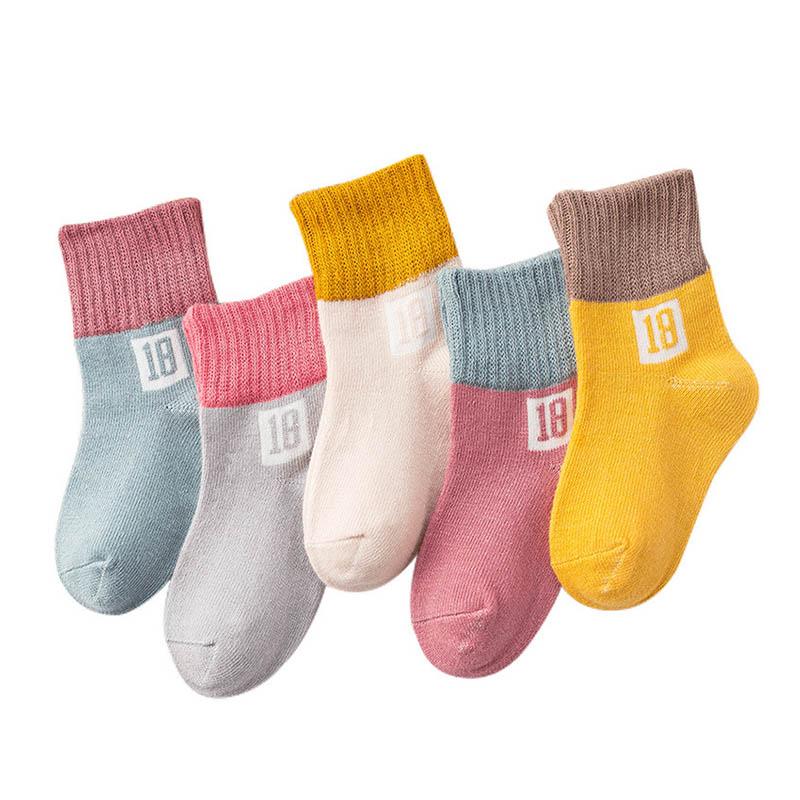 

5Pairs Осень Зимний Средний Труба Чулки Дышащий Хлопок Детские носки Baby Floor Носки Мальчики и девочки носки Детские подарки