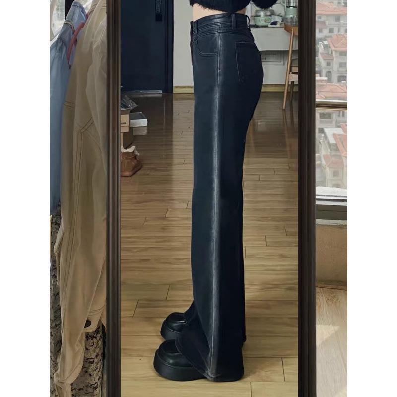 Women's High-Waist Micro-Flare Jeans: Versatile Wide-Leg Design for Autumn and Winter