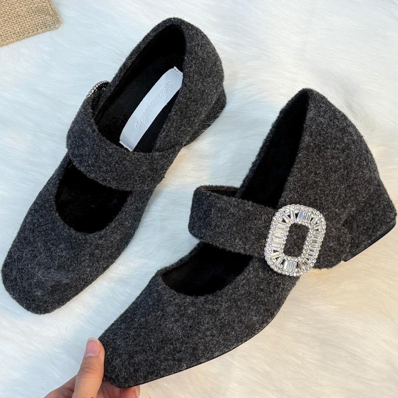 Woolen version~ inner height increase, small man, fluffy Mary Jane shoes, women's thick heel, plush, light mouth commuter shoes
