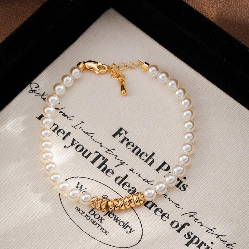 Elegant Geometric Pearl-Style Brass Bracelet Women Hypoallergenic Tarnish-Resistant Minimalist Daily Wear