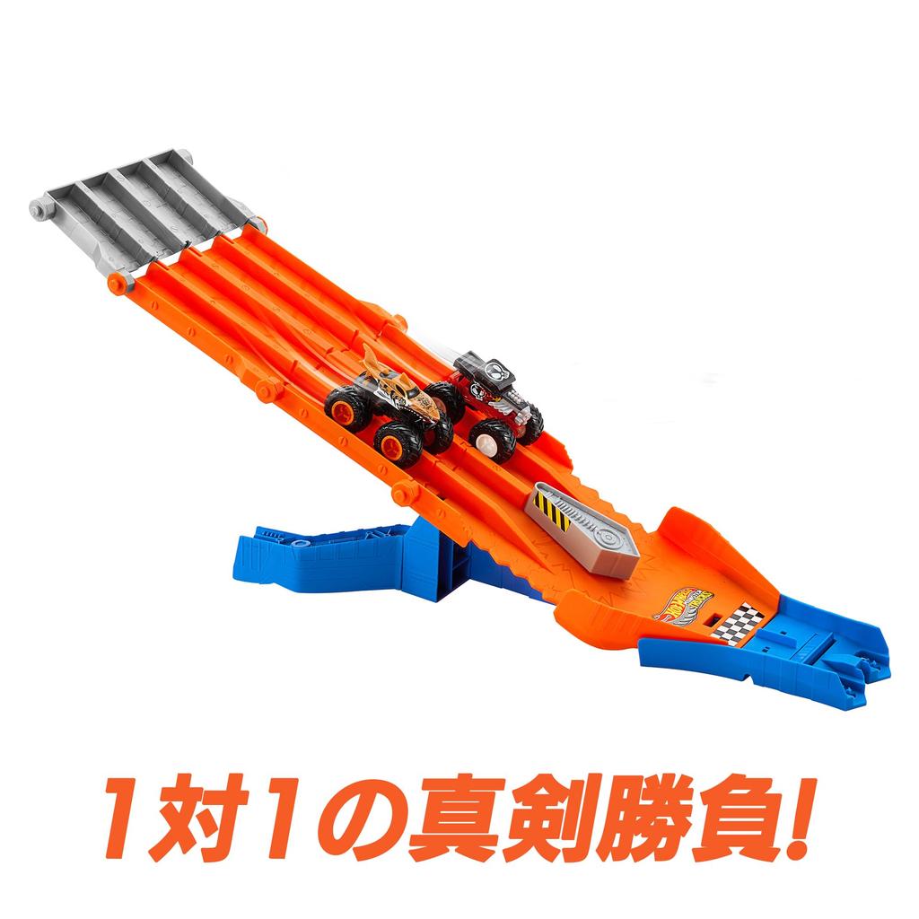 Hot Wheels Monster Truck Survival Includes 2 Mini Cars Vehicle Toy Playset for Ages 4 and Up Orange JFR07 Race!