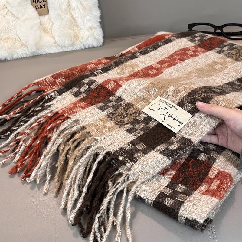 Winter couple plaid scarf retro fashion temperament warm thickened neck protection scarf versatile men and women a pair of tide