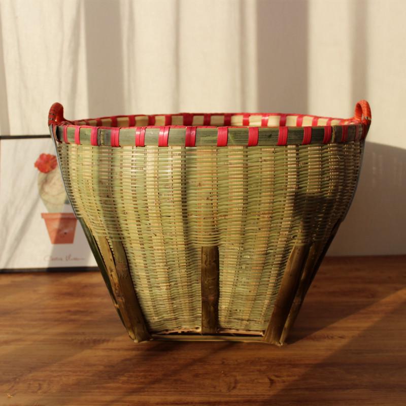 

Large Handmade Bamboo Winnowing Basket - Multipurpose for Rice Washing, Grain Storage, and Happy Farmhouse Events. Diameter 45cm, Height 34cm