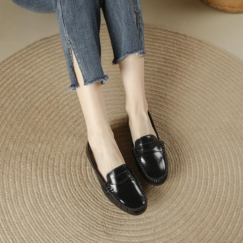Spring Autumn Cow Leather Flats Shoes Woman Round Toe Slip On Loafers Comfy Ladies Work Shoes Genuine Leather Moccasins Women