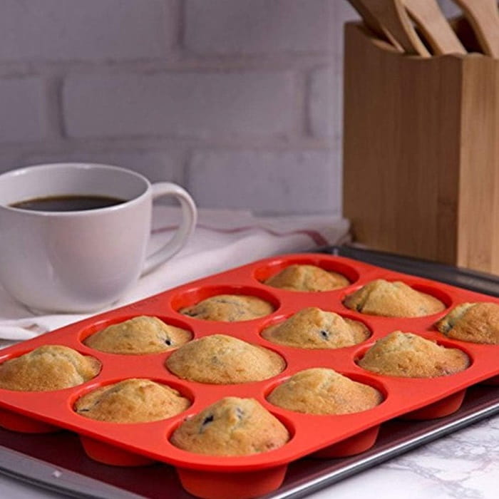 12 Cup Muffin Silicone Baking Form