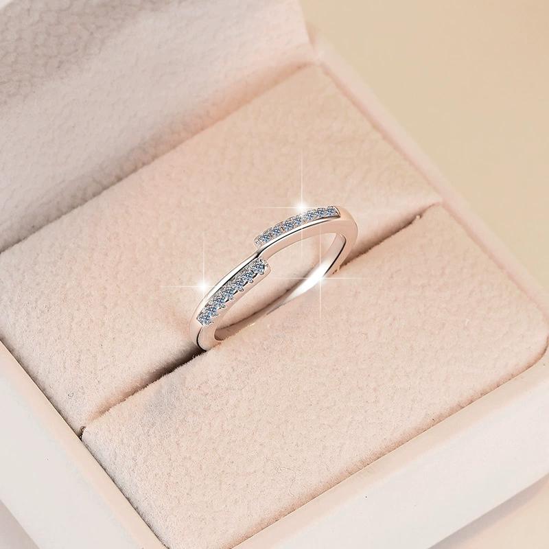Minimalist Jewelry S925 Sterling Silver GRA Certificate VVs1 Full Moissanite Stackable Band Wedding Ring for Women