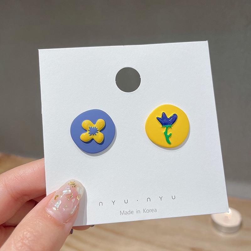 Spring/Summer Pearl Studs: High-End 925 Silver Cute Earrings for Women