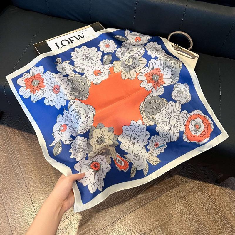 Fashion Black and White Printing Temperament Square Scarf Imitation Silk Korean Version Decorative Scarf Scarf Professional Decorative Shawl Silk Scar