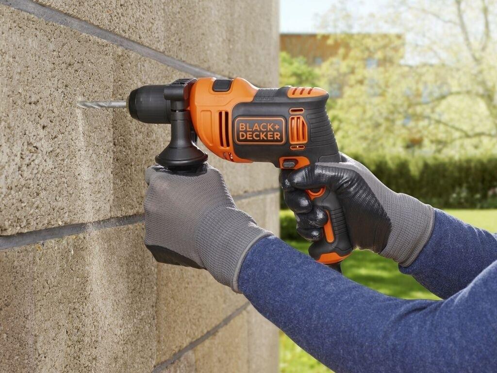 Ударная дрель Black & Decker BEH710-QS