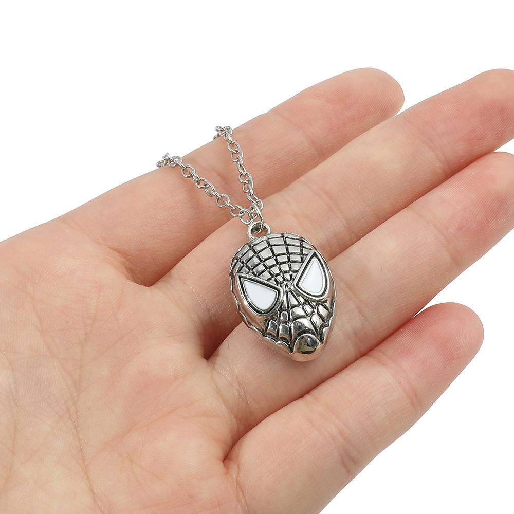 Superhero Spiderman Necklace Spider Battle Uniform Mask Pendant Necklace Jewelry Accessories