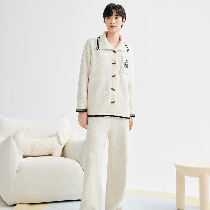 

Men s Thick Warm Pajamas - Turn-Down Collar Velvet Loungewear for Autumn & Winter One Size