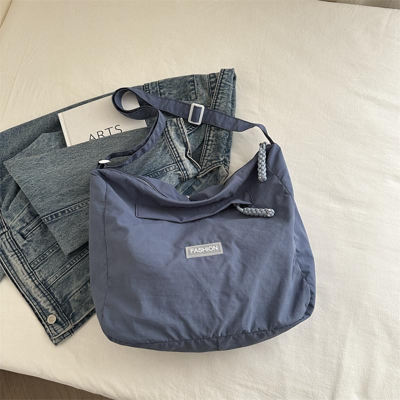 Stylish Casual Shoulder Crossbody Bag Large Capacity For Commuting And Daily Use