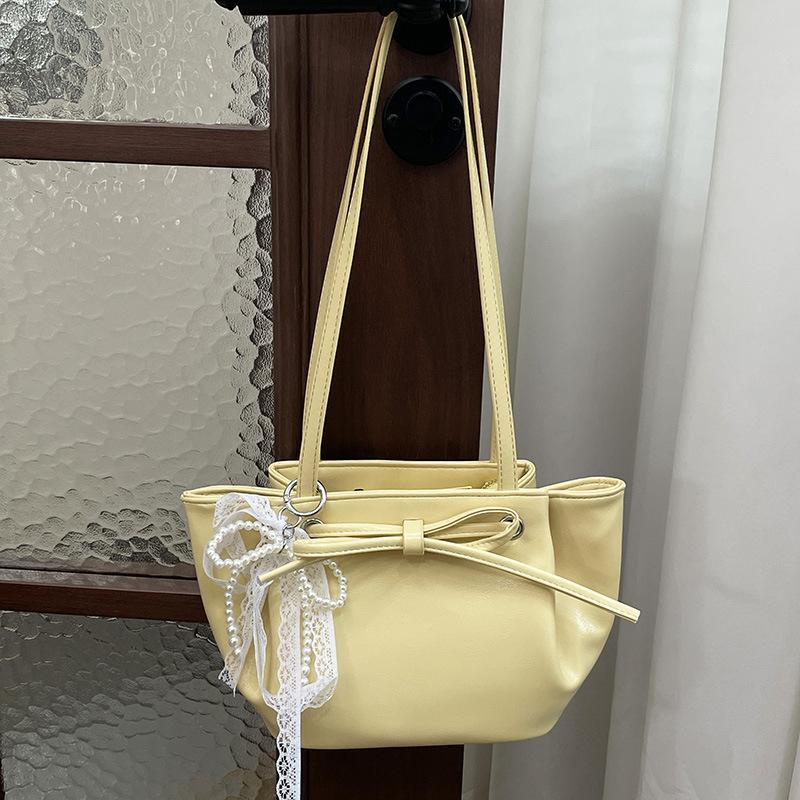 Handbag Women's Fashion Folded Bucket Bag 2025 New Simple Shoulder Women's Bag