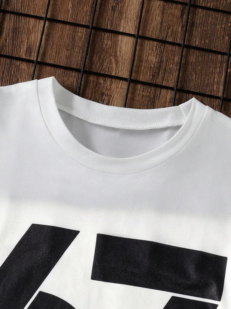 Two-piece Boys' Outdoor Sports Set with Six Seven Letter Print Crew Neck Drop Shoulder Short-sleeved Shirt and Shorts, Spring/summer Style.