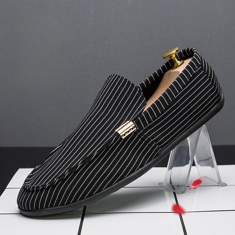 2026 New Autumn Mens Loafers Lightweight Comfortable Flat Casual footwear Men Breathable Slipon Soft male Leather Shoes Zapatos