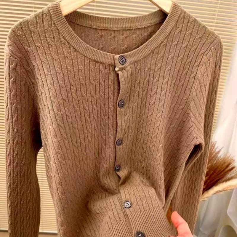 Bestickte und gedrehte Strickjacke, Damenmantel