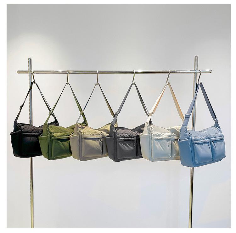 Unisex vodoodpudivá nylonová crossbody taška s více kapsami