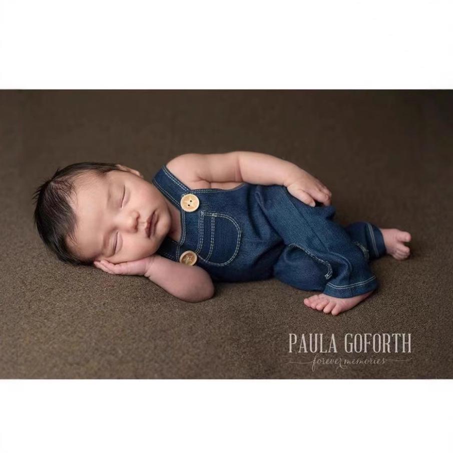 Newborn Denim Overalls & Hat Set for Baby Photo Shoots