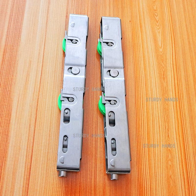 2pcs Old style sliding door pulley grounds Aluminum alloy 13x21 stainless steel silent bath sliding door