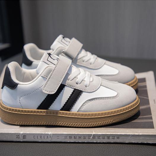 Boys and Girls' Daily Outdoor Casual Shoes with Velcro Design, Convenient and Comfortable for Spring