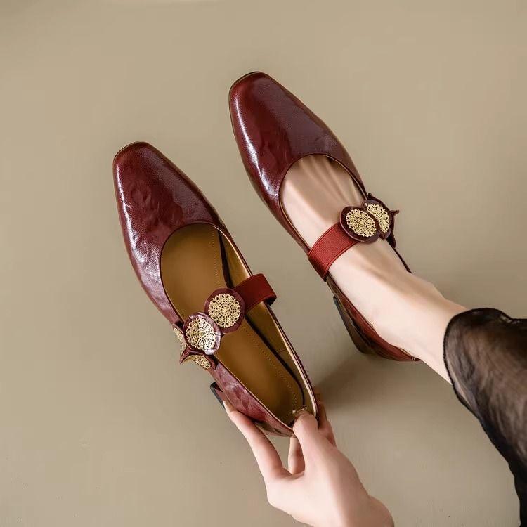 

Soft leather temperament single shoes women s spring and autumn new red thick heel versatile skirt Mary Jane shoes 40