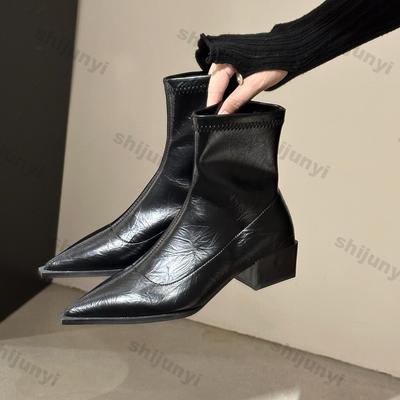 Stivali alla caviglia da donna alla moda con punta e tacco medio in pelle appuntiti Sexy Chelsea Boots Design di tendenza Invernali Nuove Décolleté Designer Corti Botas Mujer