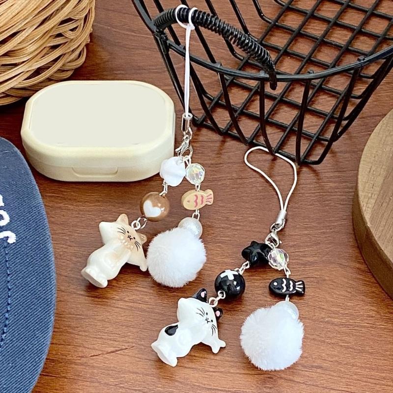 Adorable Cat Design Keyring Pendant Phone Decorative Accessories Resin Texture Phone Strap Suitable for Everyday Use