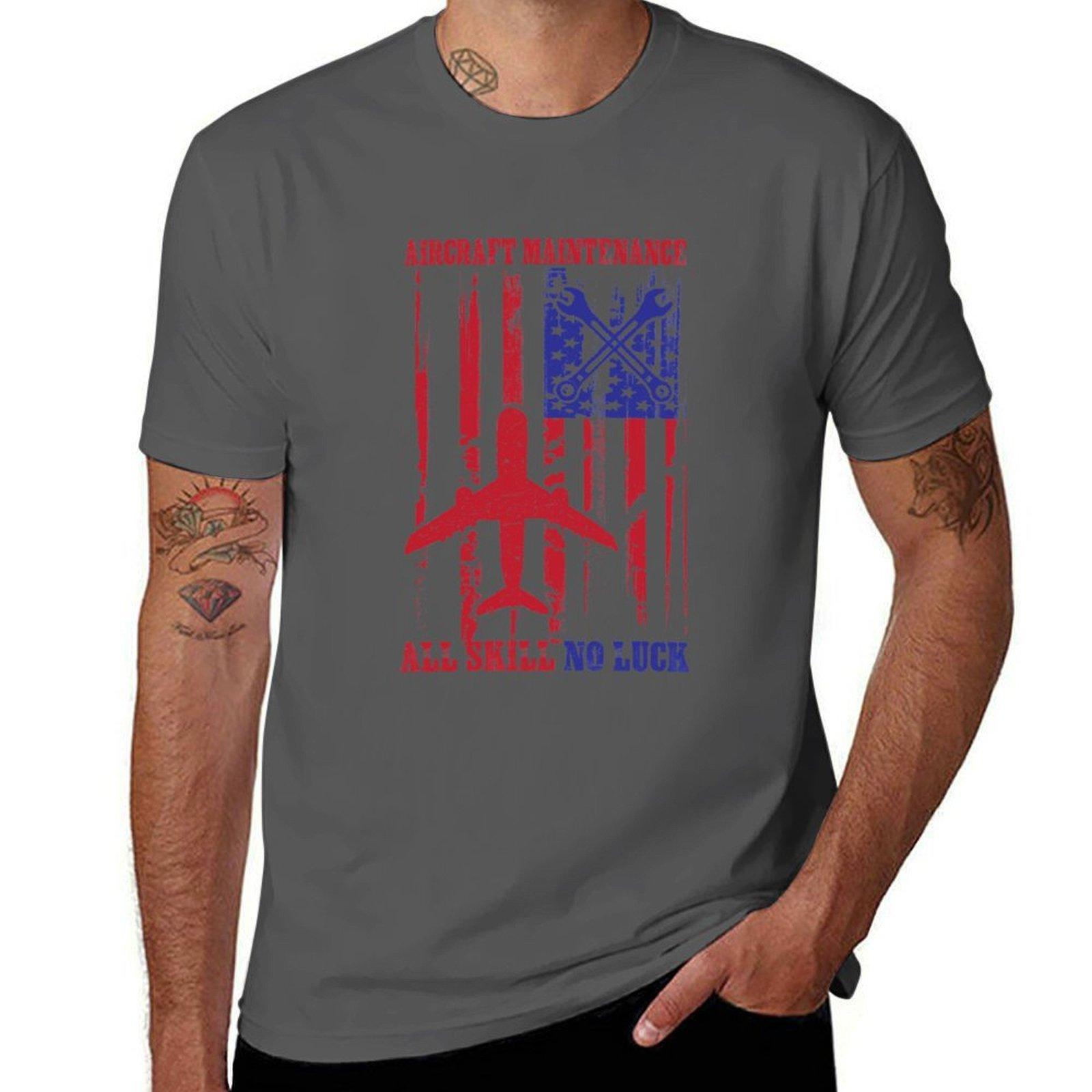 

Patriotic Aircraft Mechanic Gift Design Flag And Airplane Print T-Shirt man t shirt designer mens graphic t shirts T-Shirt 4XL