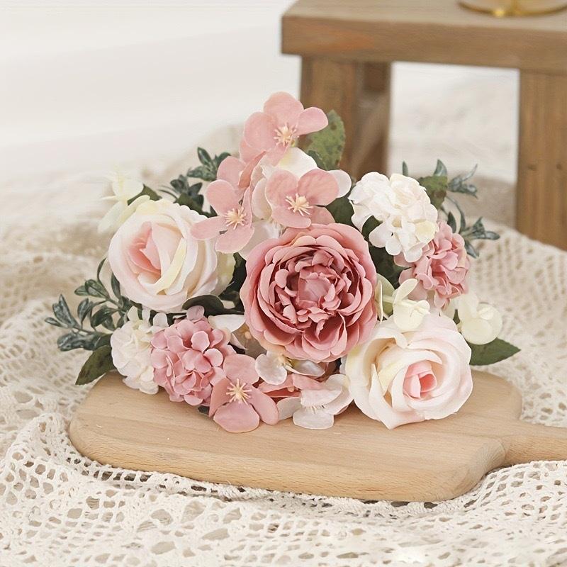 1Pcs Silk Flower 7-Forked Artificial Rose Hydrangea Handheld Flower Fillet Rose Dried Flower Wedding Decoration Flower Bouquet