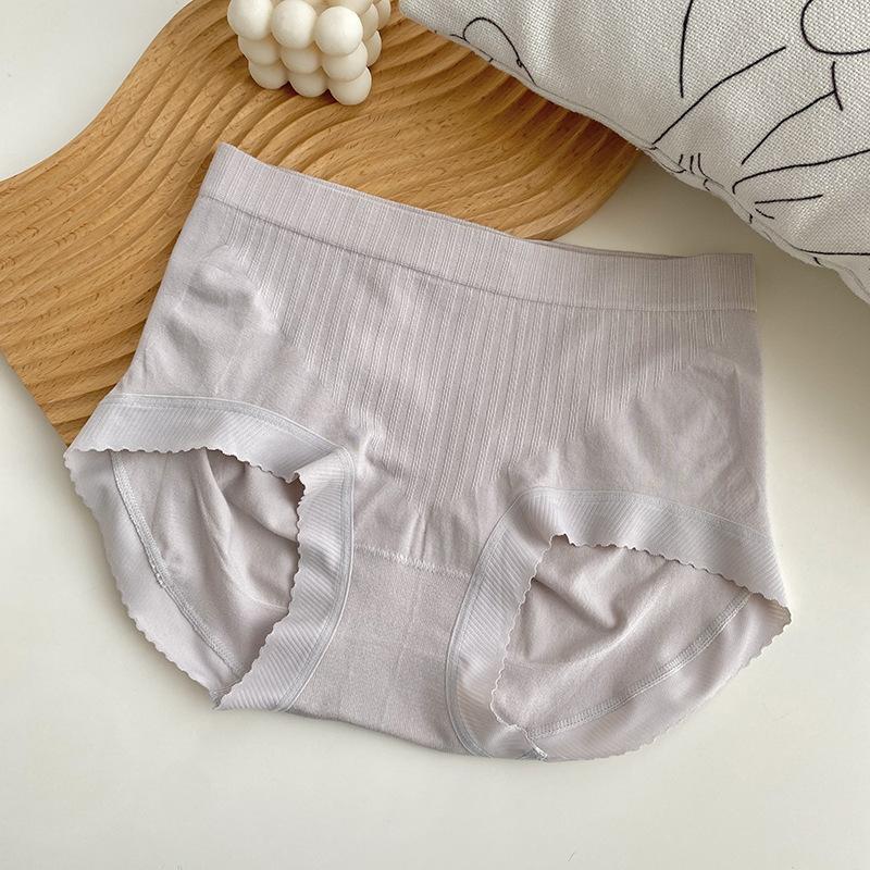 

Женские летние тонкие милые антибактериальные бесшовные дышащие трусы средней посадки One Size серый