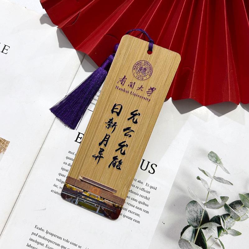Hand-painted Chinese Style Bamboo Bookmarks - Colorful Wooden Gift for Friends