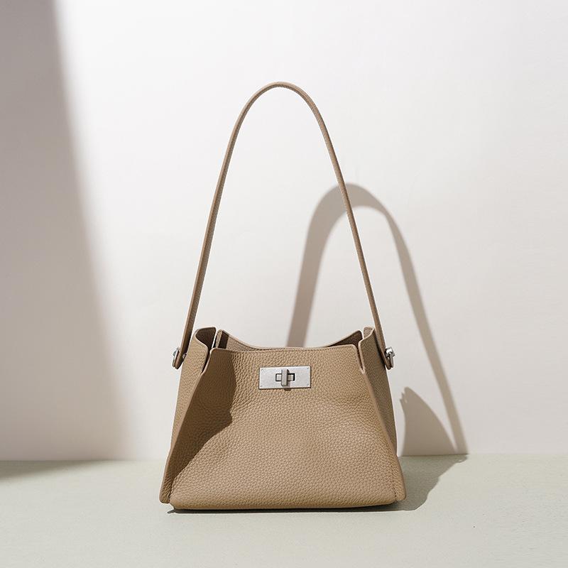 Exquisite handbag Fashion bucket bag Women's commuter versatile large-capacity messenger shoulder bag